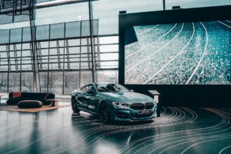 bmw oil change cost