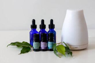 fragrance oil vs essential oil