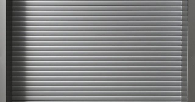 what is a rolling gate